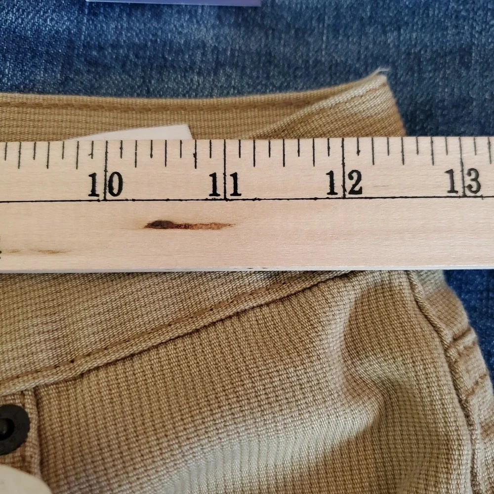 Levi's 513 Slim Straight Tan Pants NWT‎ Size 10 Boys